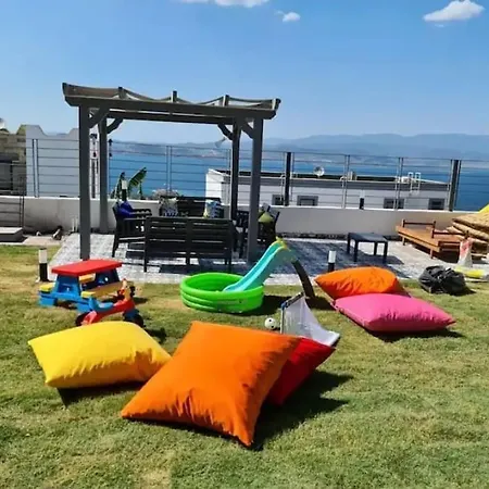 Sleeps 4, Holiday Flat With Shared Pool - Awz 255 Marmaris